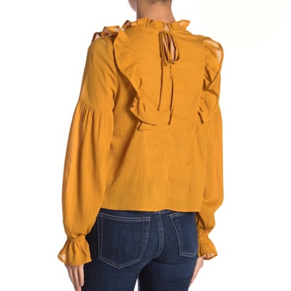 Ruffle Long Sleeve  Blouse on sale - Picture 2 of 2